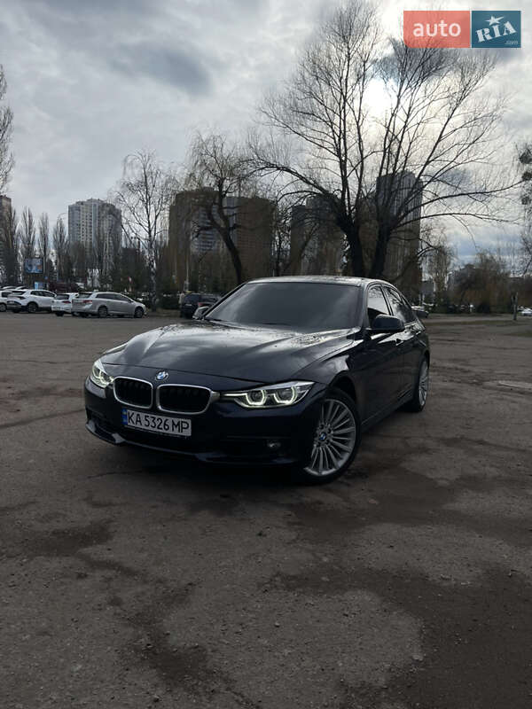 Седан BMW 3 Series 2014 в 