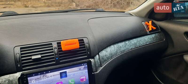 Седан BMW 3 Series 2002 в Бердичеве