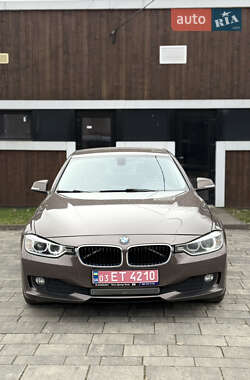 Седан BMW 3 Series 2012 в Тячеві