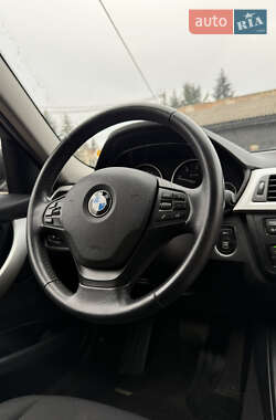 Седан BMW 3 Series 2012 в Тячеві