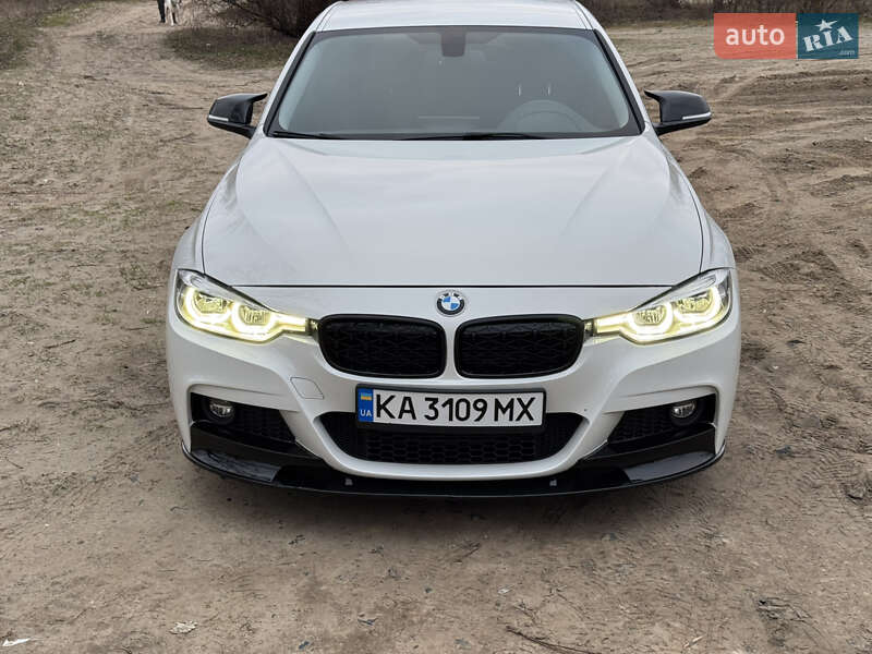 Седан BMW 3 Series 2016 в Киеве