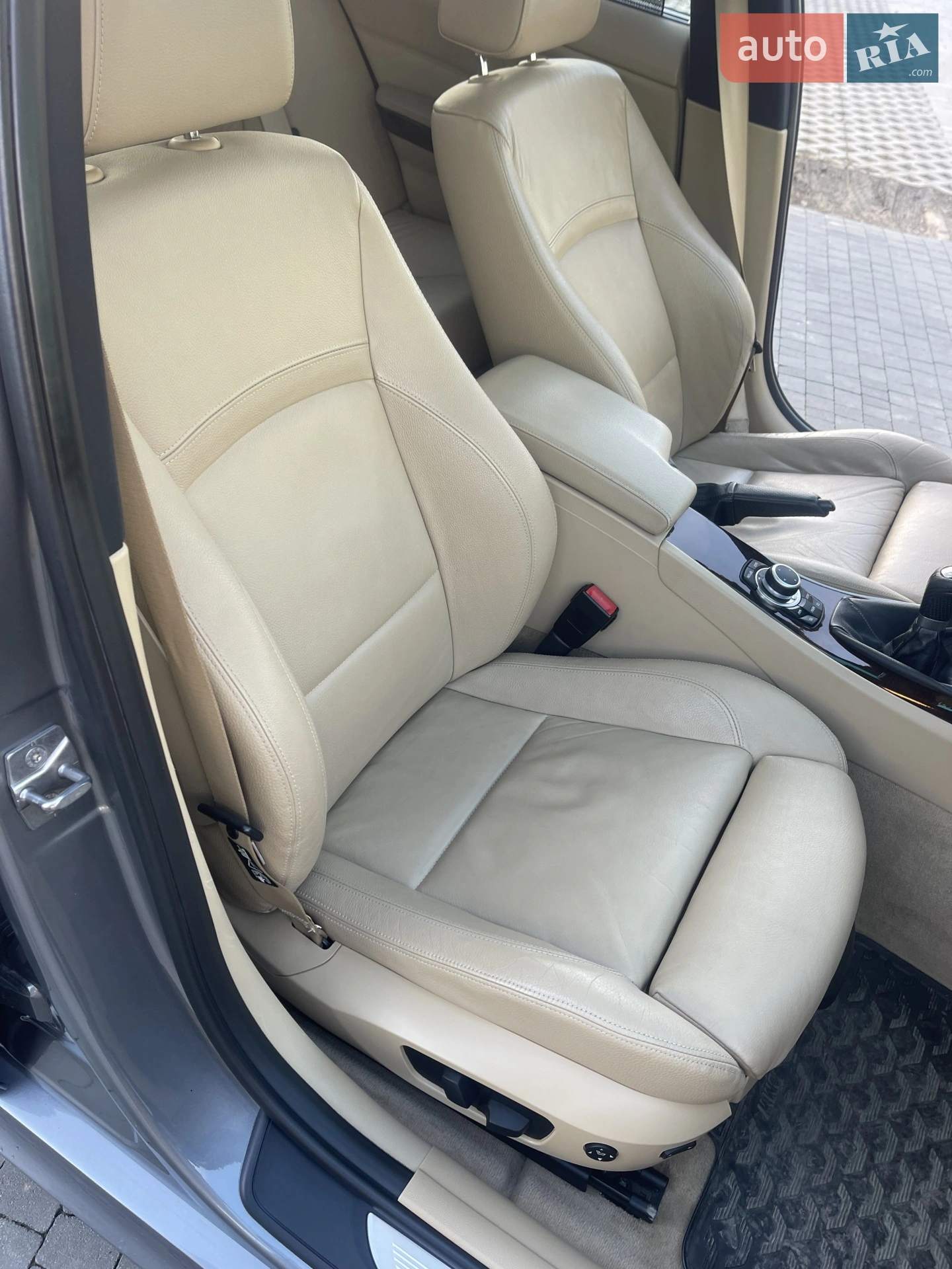 2010 BMW 3er - мініатюра 9