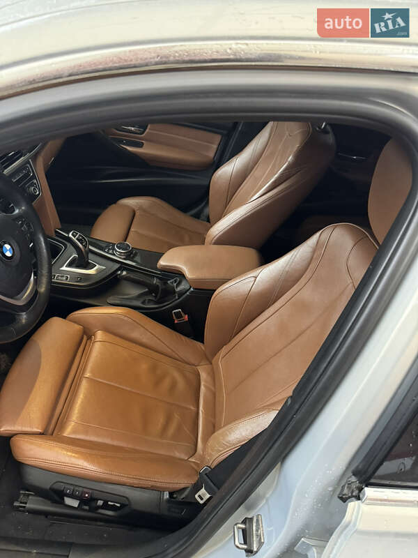 Седан BMW 3 Series 2014 в Львове