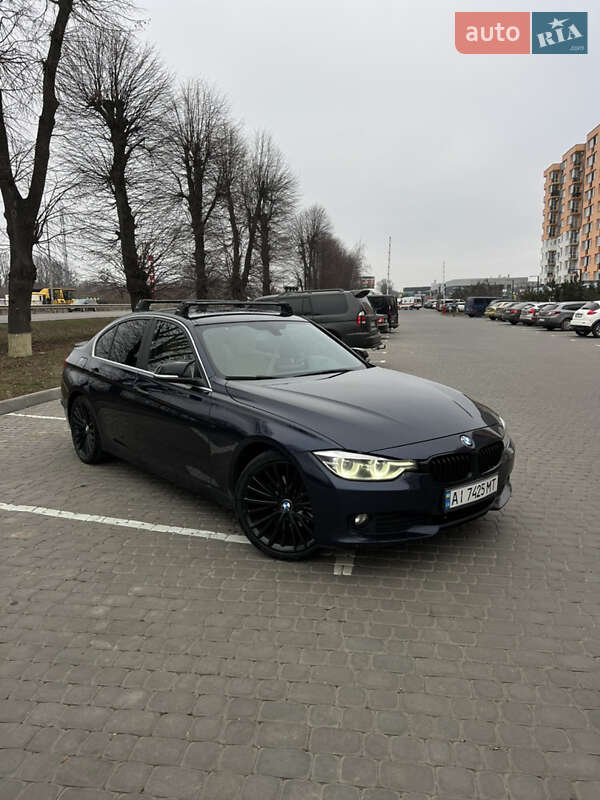 Седан BMW 3 Series 2015 в Виннице