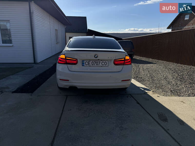 Седан BMW 3 Series 2017 в Черновцах