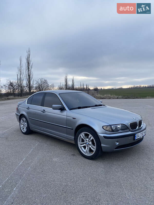 BMW 3 Series 2004