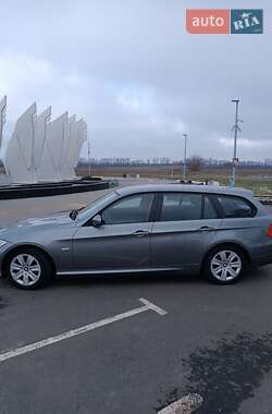 Универсал BMW 3 Series 2009 в Смеле