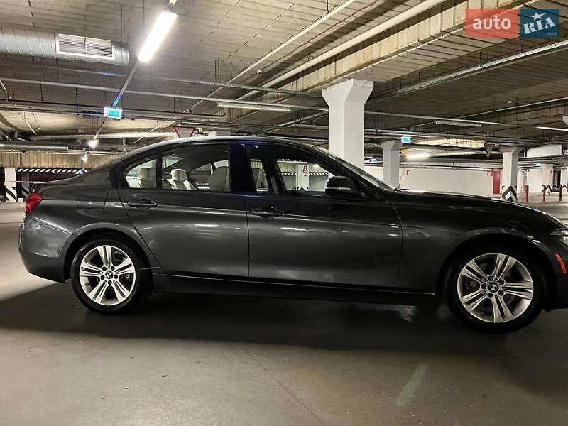 Седан BMW 3 Series 2016 в Киеве