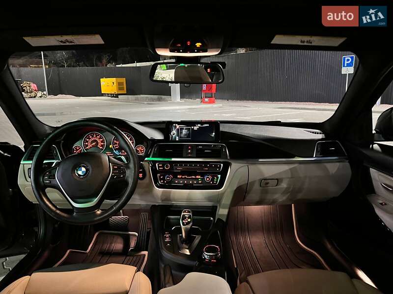 Седан BMW 3 Series 2016 в Киеве