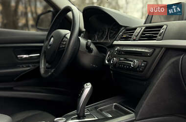 Седан BMW 3 Series 2012 в Львові