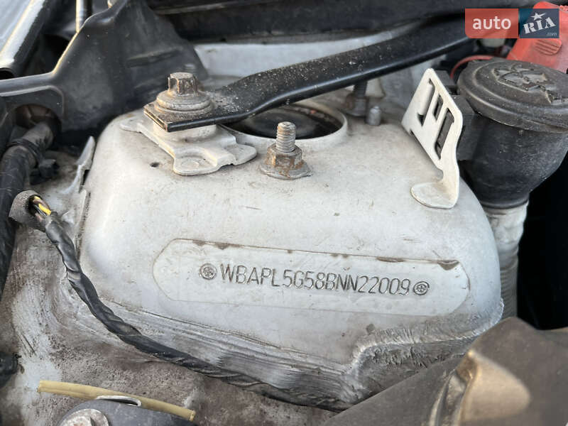 Седан BMW 3 Series 2011 в Краснограде