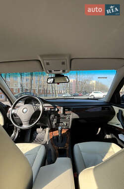 Седан BMW 3 Series 2006 в Києві