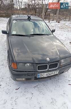 Седан BMW 3 Series 1992 в Золочеві