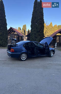 Седан BMW 3 Series 2004 в 