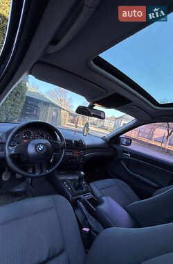Седан BMW 3 Series 2004 в 