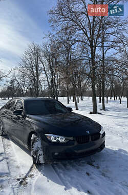 Седан BMW 3 Series 2013 в Никополе