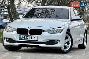 Седан BMW 3 Series 2015 в 