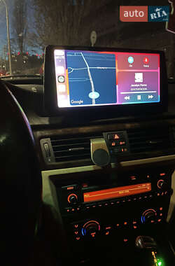 Седан BMW 3 Series 2011 в 