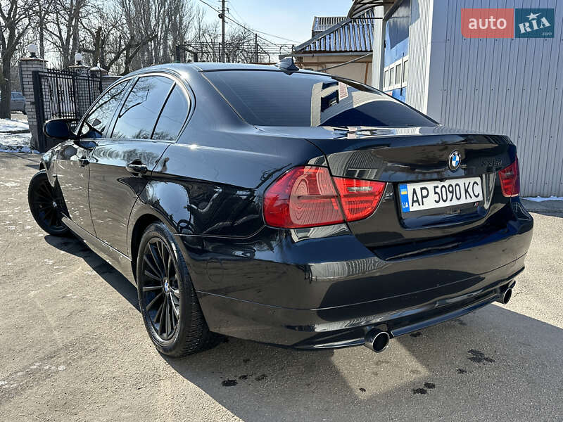 Седан BMW 3 Series 2011 в Запоріжжі