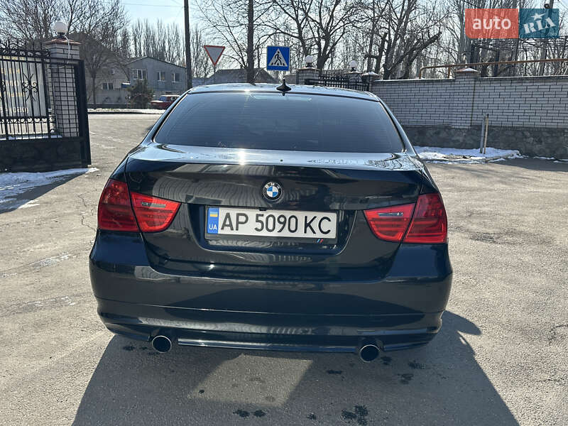 Седан BMW 3 Series 2011 в Запоріжжі