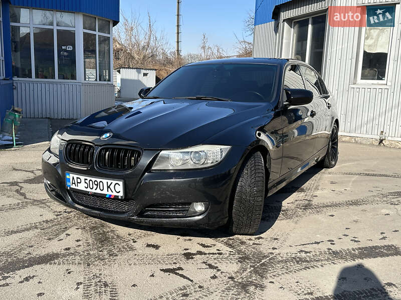 Седан BMW 3 Series 2011 в Запоріжжі