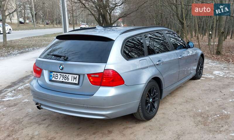 Универсал BMW 3 Series 2011 в 