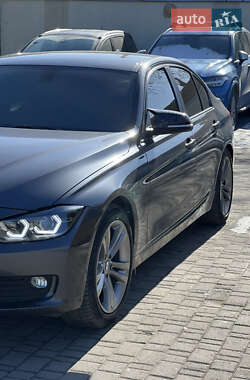 Седан BMW 3 Series 2012 в Львове