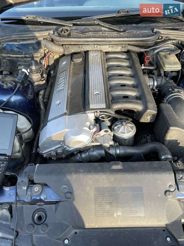 Седан BMW 3 Series 1993 в Лысянке фото 2 Седан BMW 3 Series 1993 в Лысянке