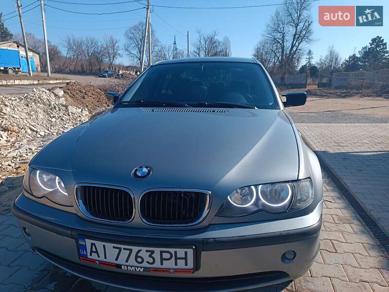 Седан BMW 3 Series 2004 в Ямполі