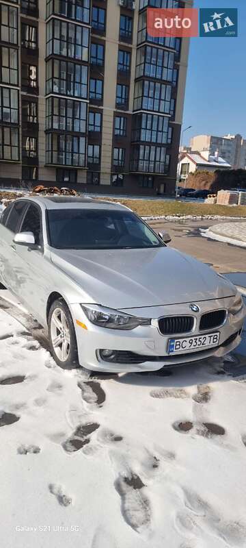 Седан BMW 3 Series 2015 в Києві