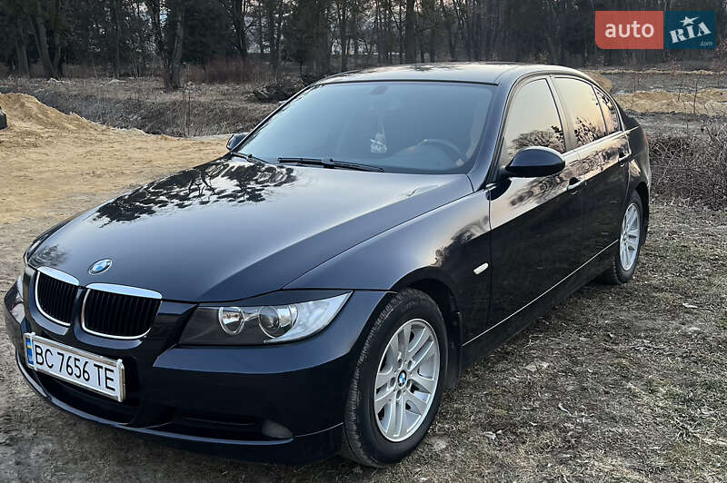 Седан BMW 3 Series 2007 в Золочеві
