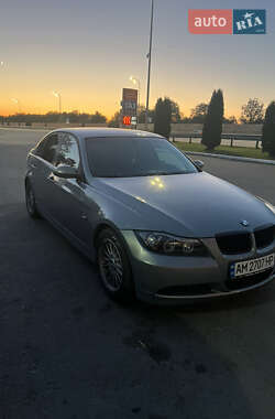 Седан BMW 3 Series 2005 в Звягеле