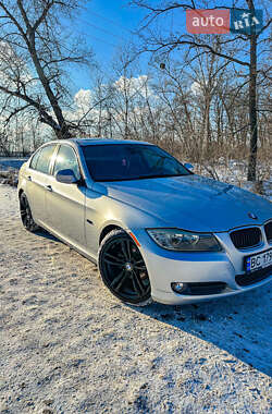 Седан BMW 3 Series 2009 в Черкассах