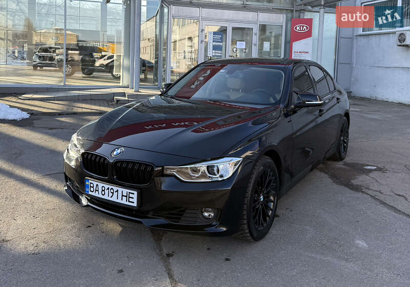 Седан BMW 3 Series 2012 в Чернигове