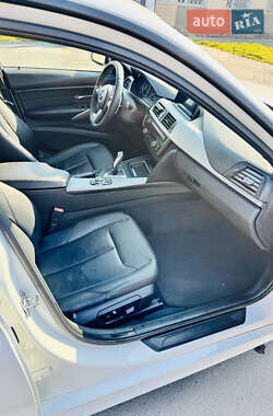 Седан BMW 3 Series 2012 в 