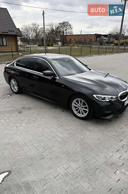 Седан BMW 3 Series 2019 в 