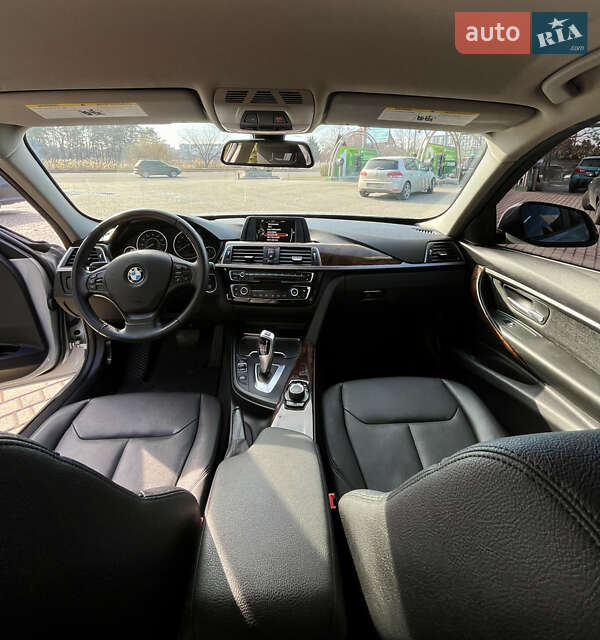 Седан BMW 3 Series 2016 в Кропивницком