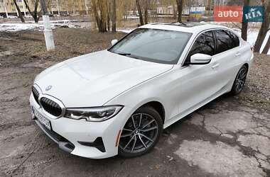 Седан BMW 3 Series 2019 в Києві