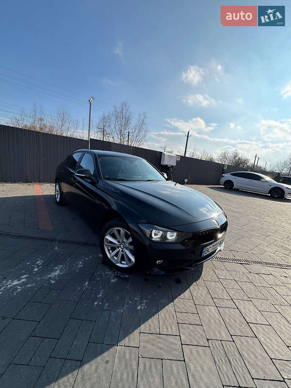 Седан BMW 3 Series 2013 в Дрогобыче фото 4 Седан BMW 3 Series 2013 в Дрогобыче