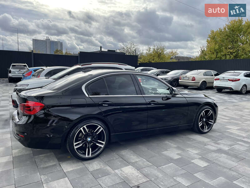 Седан BMW 3 Series 2017 в Ірпені