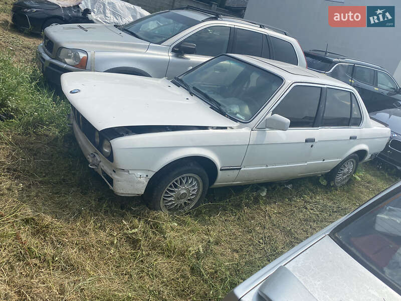 Седан BMW 3 Series 1986 в Львове