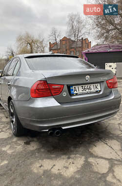 Седан BMW 3 Series 2011 в Києві