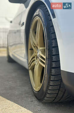 Купе BMW 3 Series 2011 в 