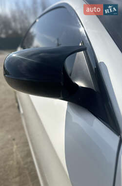 Купе BMW 3 Series 2011 в 