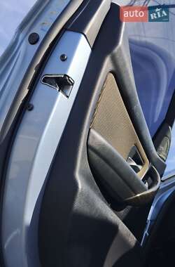 Седан BMW 3 Series 2012 в 
