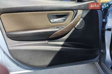 Седан BMW 3 Series 2012 в 
