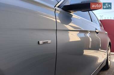 Седан BMW 3 Series 2012 в 