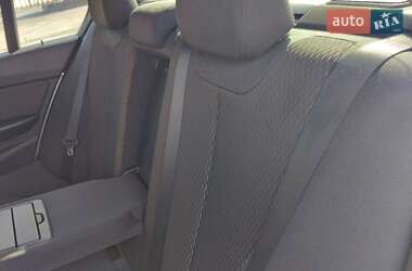Седан BMW 3 Series 2012 в 