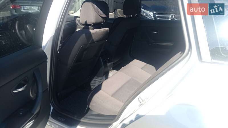 Универсал BMW 3 Series 2011 в Межгорье