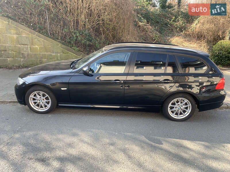 Универсал BMW 3 Series 2011 в Киеве фото 7 Универсал BMW 3 Series 2011 в Киеве